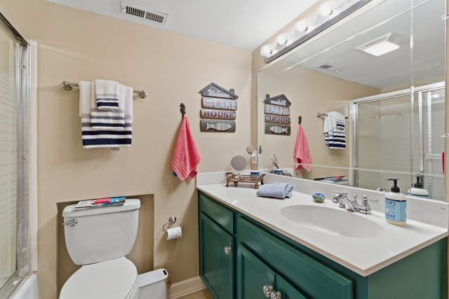 135 Keenan Ln, Mount Juliet, TN 37122