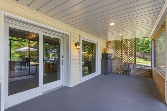 135 Keenan Ln, Mount Juliet, TN 37122