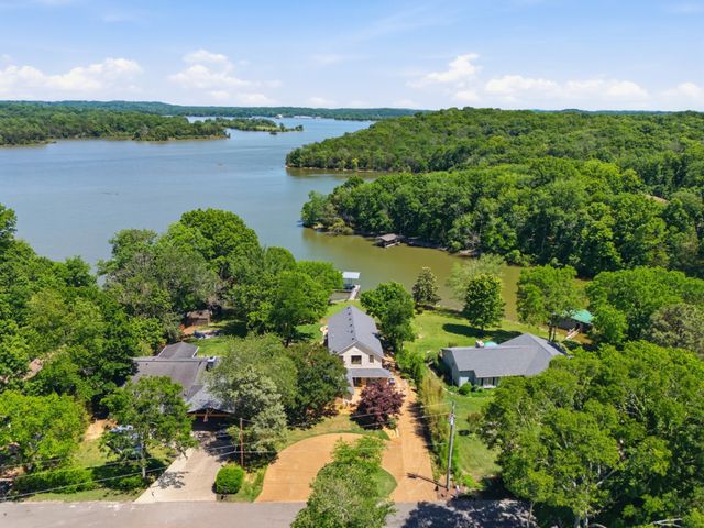 135 Keenan Ln, Mount Juliet, TN 37122