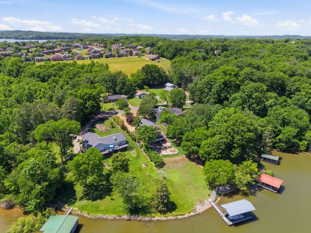135 Keenan Ln, Mount Juliet, TN 37122
