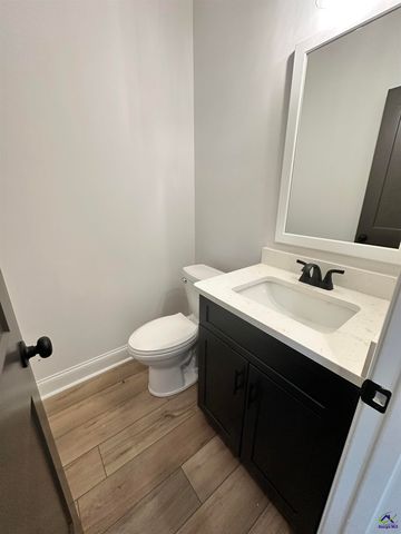 208 Ashley Nicole Avenue, Bonaire, GA 31005