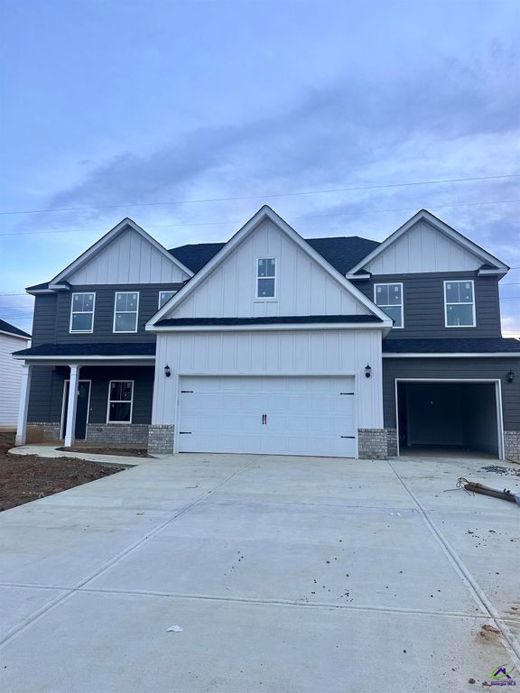 208 Ashley Nicole Avenue, Bonaire, GA 31005