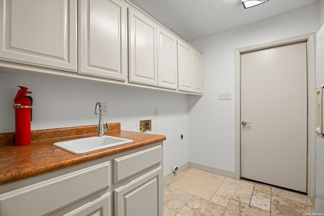 3411 Hunters Walk, San Antonio, TX 78230