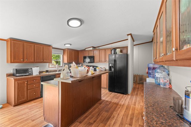 830 Pearce Drive, Pottsboro, TX 75076