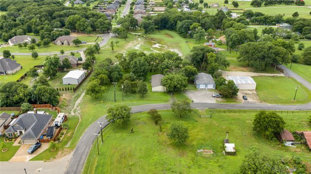 830 Pearce Drive, Pottsboro, TX 75076