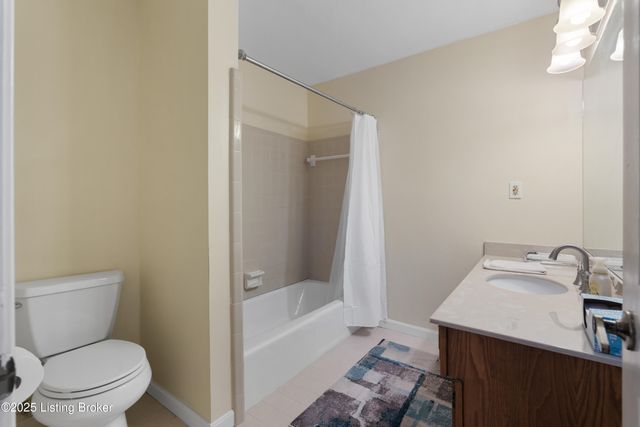 13011 Lost Trail, Goshen, KY 40026