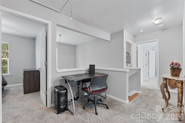 2723 Old Ironside Drive, Charlotte, NC 28213