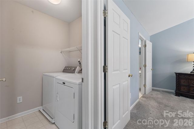 2723 Old Ironside Drive, Charlotte, NC 28213