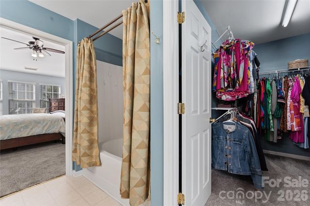 2723 Old Ironside Drive, Charlotte, NC 28213