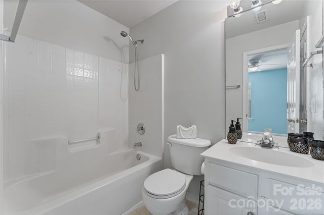 2723 Old Ironside Drive, Charlotte, NC 28213