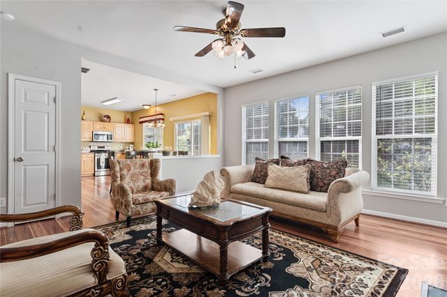 2723 Old Ironside Drive, Charlotte, NC 28213