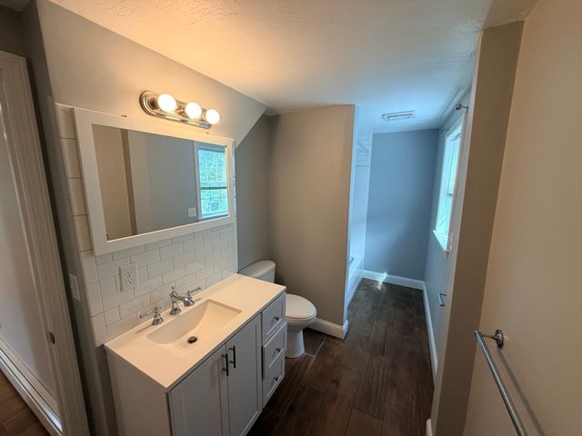 11 High Street 1, Hudson, MA 01749
