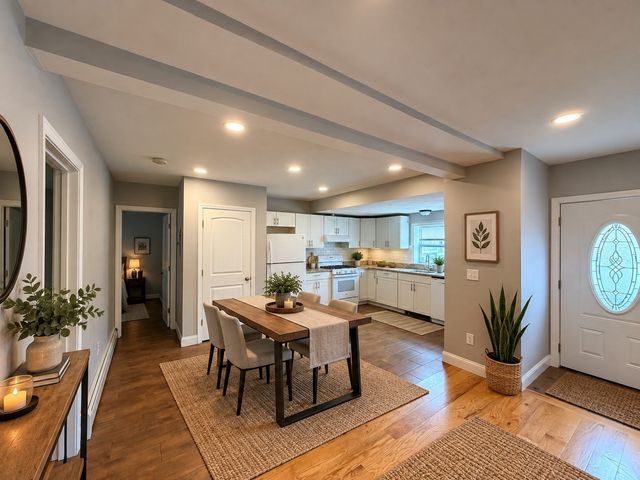 11 High Street 1, Hudson, MA 01749