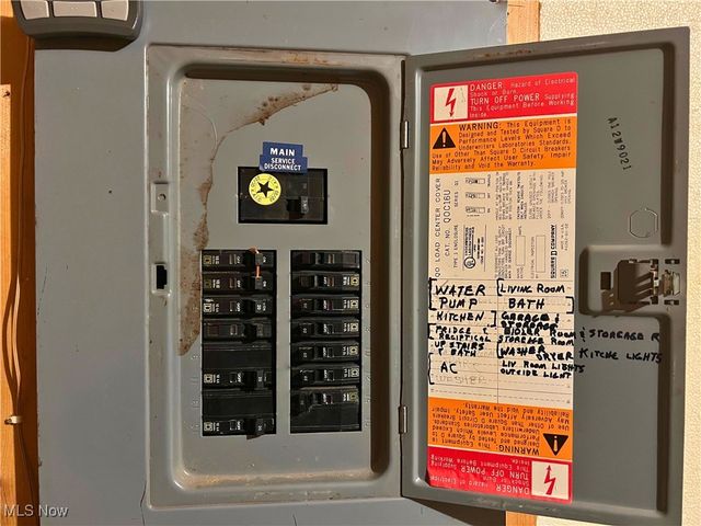 211 N Saint Clairsville Road, Port Washington, OH 43837