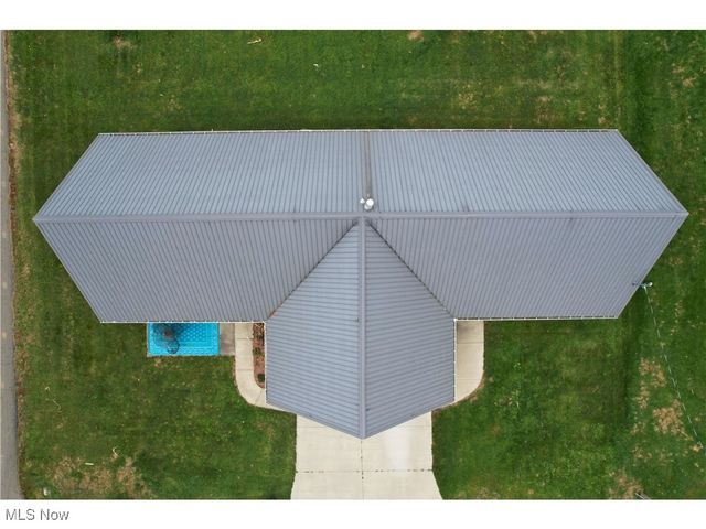 211 N Saint Clairsville Road, Port Washington, OH 43837