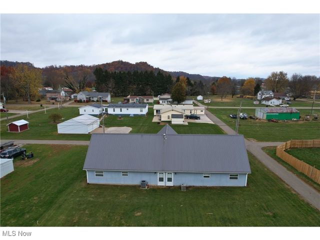 211 N Saint Clairsville Road, Port Washington, OH 43837