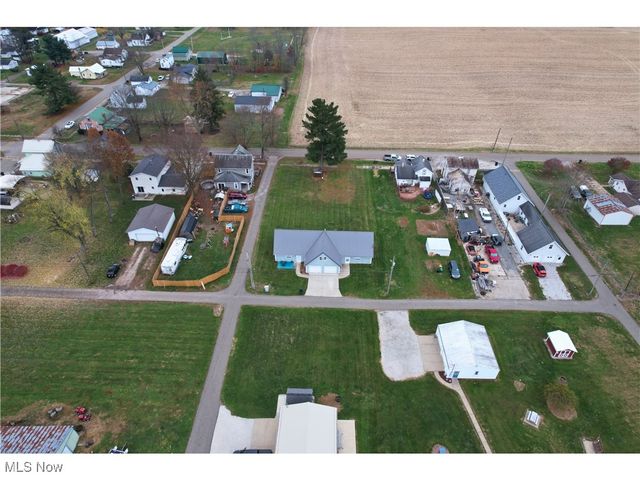 211 N Saint Clairsville Road, Port Washington, OH 43837