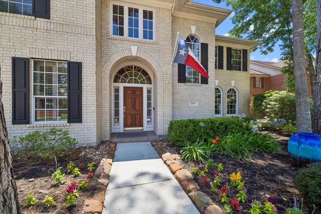 2803 Maple Bend Drive, Kingwood, TX 77345