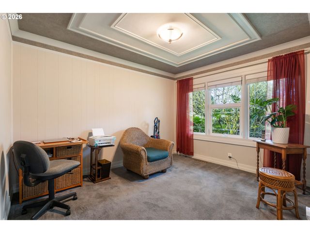 12215 Sw 60TH Ave, Portland, OR 97219