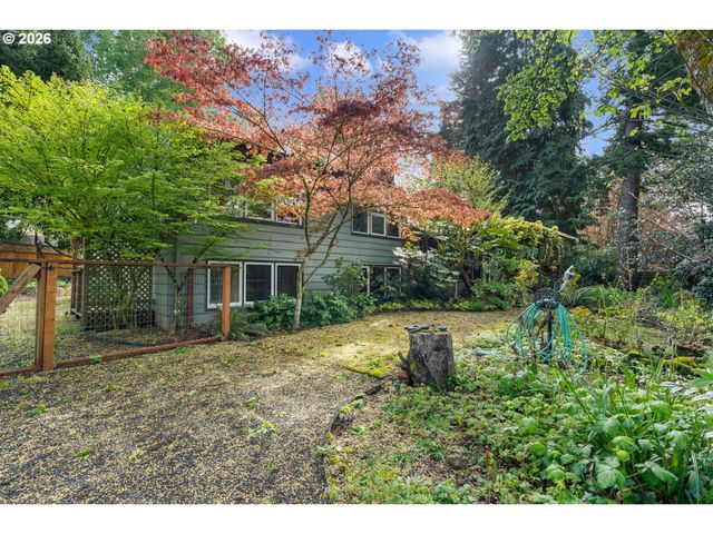 12215 Sw 60TH Ave, Portland, OR 97219