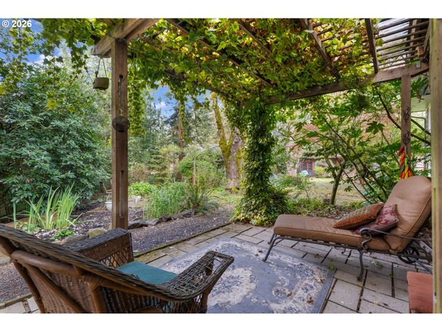 12215 Sw 60TH Ave, Portland, OR 97219