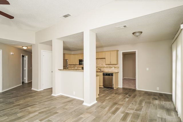 234 Fordham Drive, Glenn Heights, TX 75154