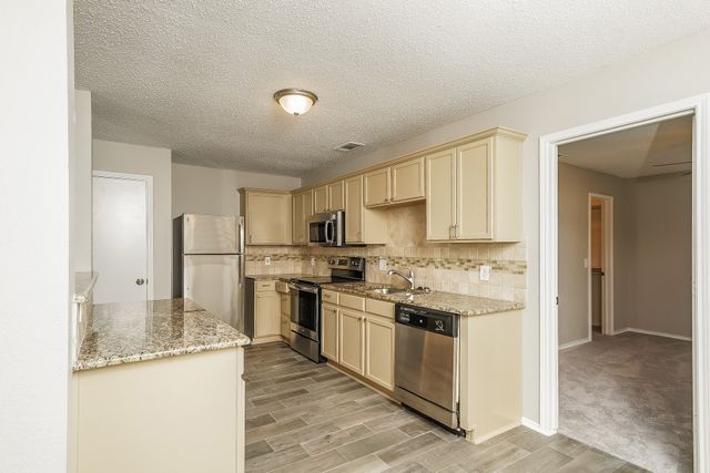 234 Fordham Drive, Glenn Heights, TX 75154