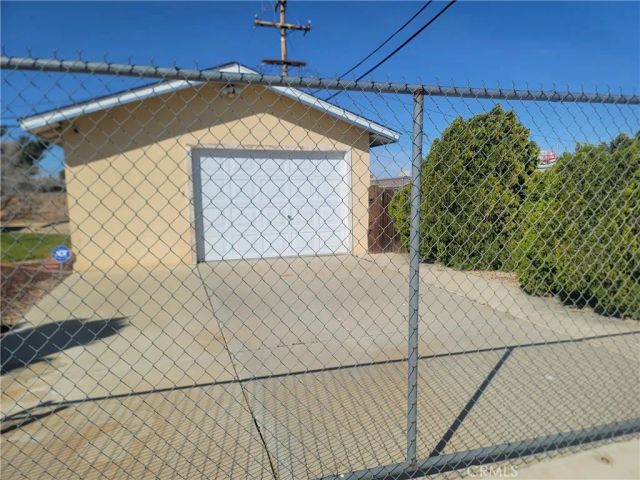 21000 79th, California City, CA 93505