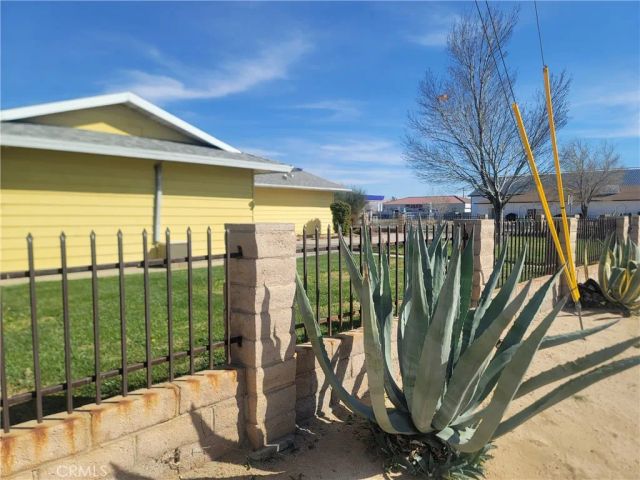 21000 79th, California City, CA 93505