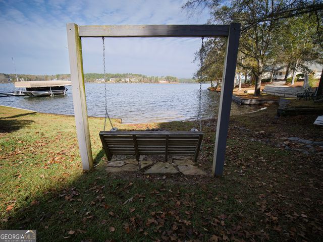 125 River Lake Court, Eatonton, GA 31024