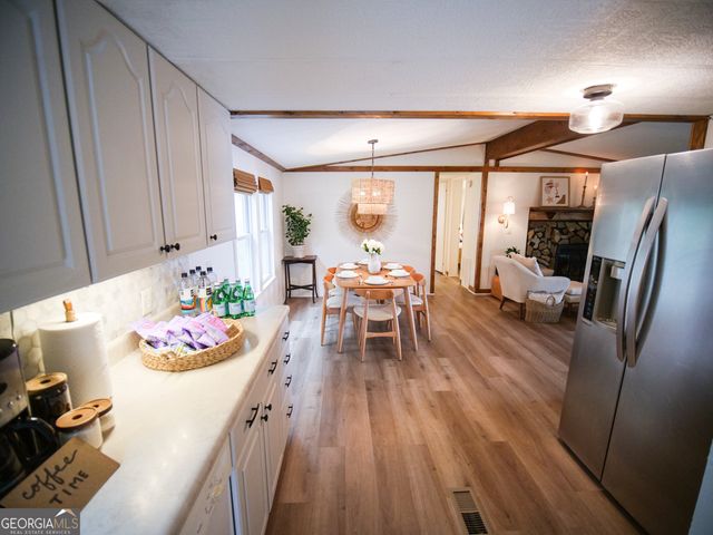 125 River Lake Court, Eatonton, GA 31024