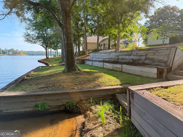 125 River Lake Court, Eatonton, GA 31024