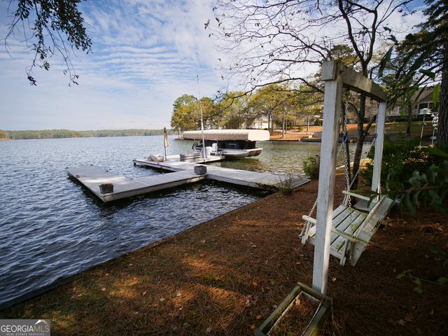 125 River Lake Court, Eatonton, GA 31024