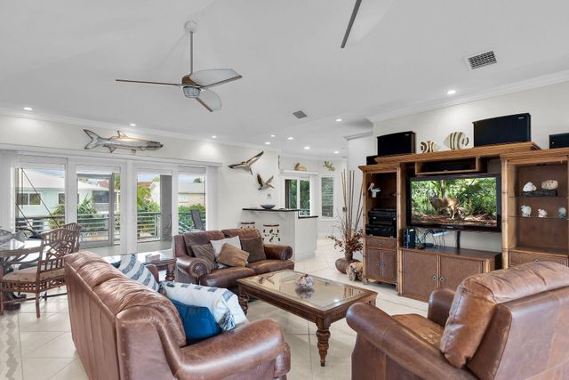 860 Lagoon Drive, Summerland Key, FL 33042