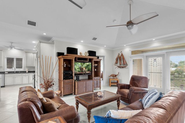 860 Lagoon Drive, Summerland Key, FL 33042