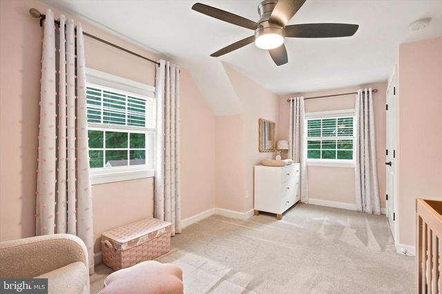 19 NEWINGTON DR, Hatboro, PA 19040