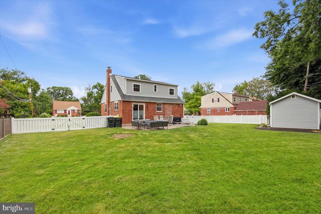 19 NEWINGTON DR, Hatboro, PA 19040