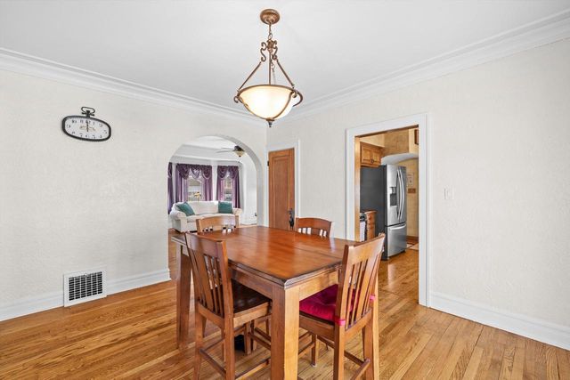 7536 28th AVENUE, Kenosha, WI 53143