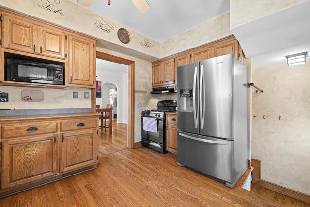 7536 28th AVENUE, Kenosha, WI 53143