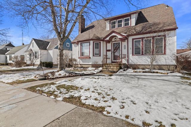 7536 28th AVENUE, Kenosha, WI 53143