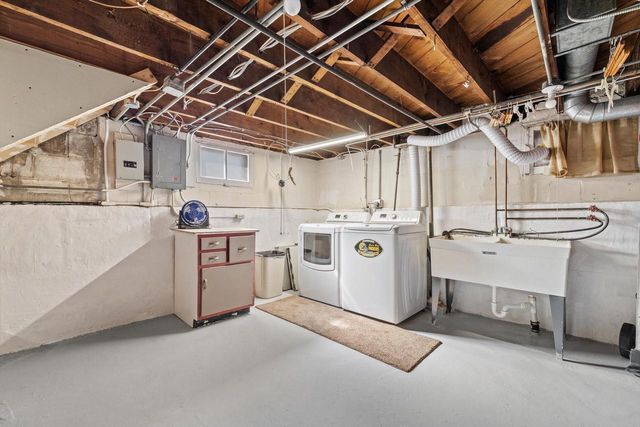 7536 28th AVENUE, Kenosha, WI 53143