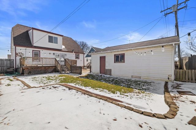 7536 28th AVENUE, Kenosha, WI 53143