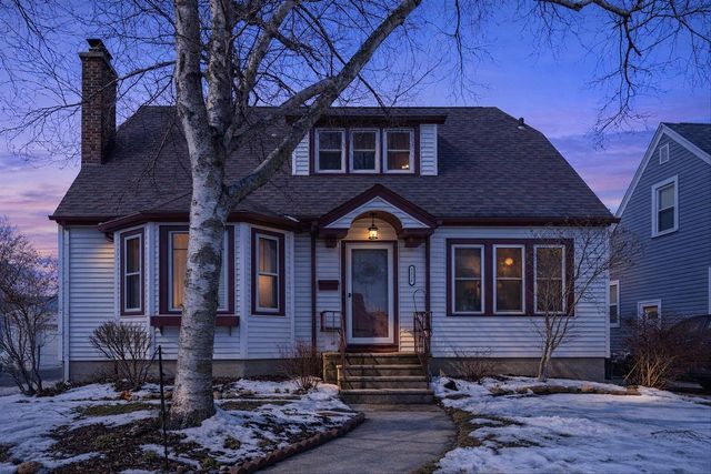 7536 28th AVENUE, Kenosha, WI 53143