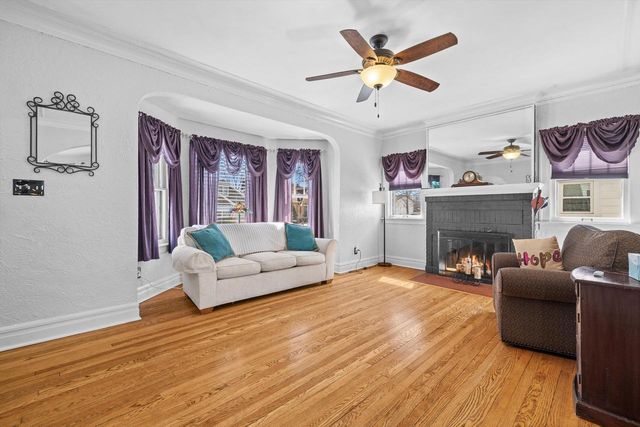 7536 28th AVENUE, Kenosha, WI 53143