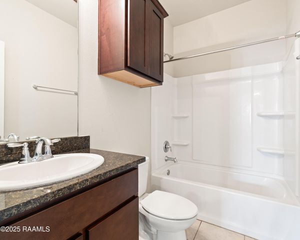 524 Cautillion Drive, Youngsville, LA 70592