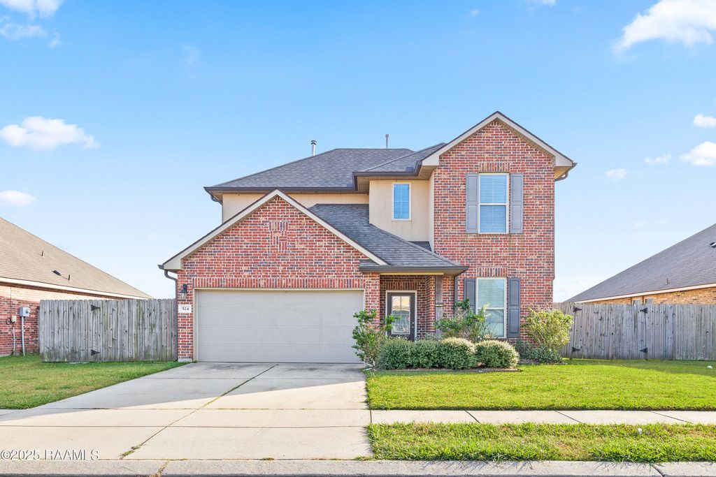 524 Cautillion Drive, Youngsville, LA 70592
