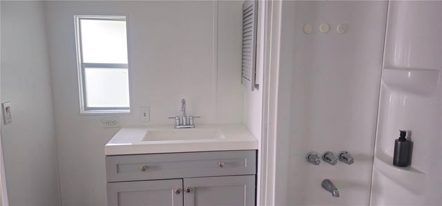 221 SUNSHINE BOULEVARD, Polk City, FL 33868