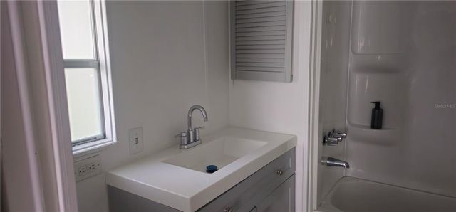 221 SUNSHINE BOULEVARD, Polk City, FL 33868