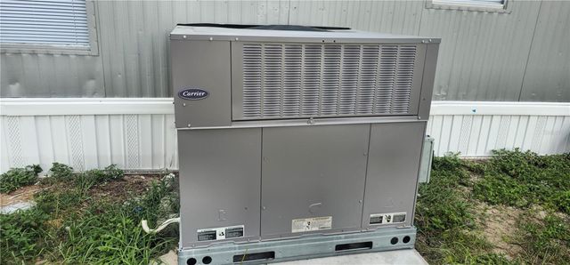 221 SUNSHINE BOULEVARD, Polk City, FL 33868