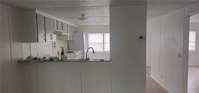 221 SUNSHINE BOULEVARD, Polk City, FL 33868